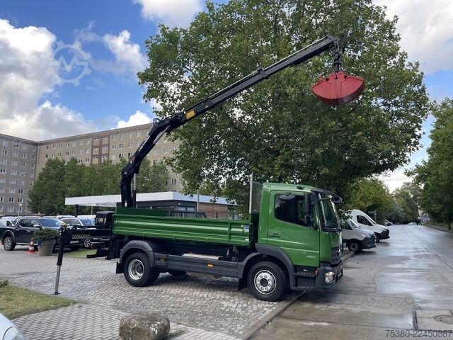 Auto-dizalica montirana na kamionu mercedes-benz Atego 1224 Zweiseitenkipper Kran Greifer *Klima*