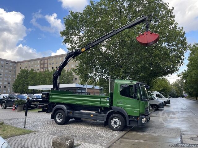 Camión volquete trilateral mercedes-benz Atego 1224 Zweiseitenkipper Kran Greifer *Klima*