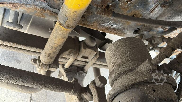 Standard tractor Scania 114 - 380 (MANUAL GEARBOX / BOITE MANUELLE)