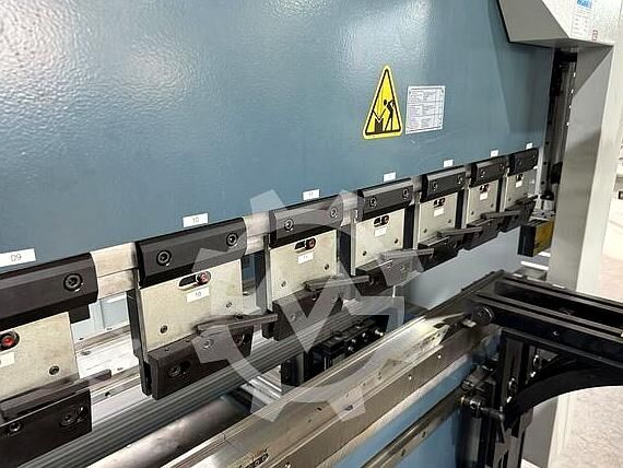 Press brake DURMA AD-R 30175