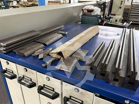 Press brake DURMA AD-R 30175