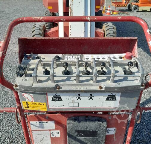 Teleskopisk platform Aichi SP14CJ