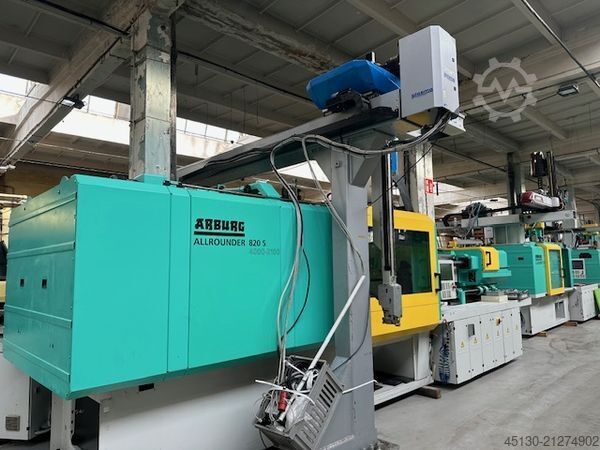 Injection molding machine Arburg 820S 4000-2100/400