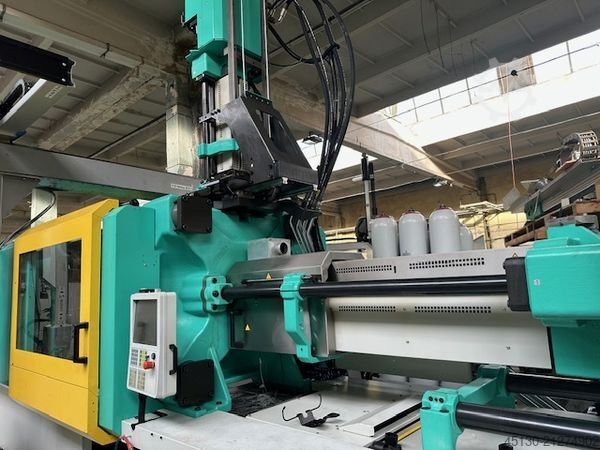 Injection molding machine Arburg 820S 4000-2100/400