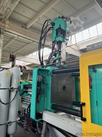 Injection molding machine Arburg 820S 4000-2100/400