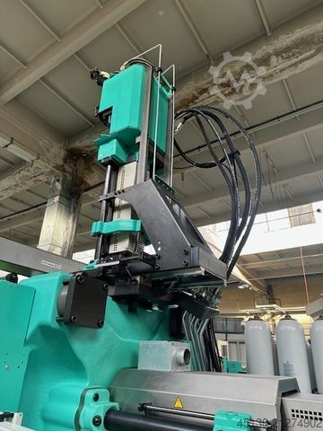 Injection molding machine Arburg 820S 4000-2100/400