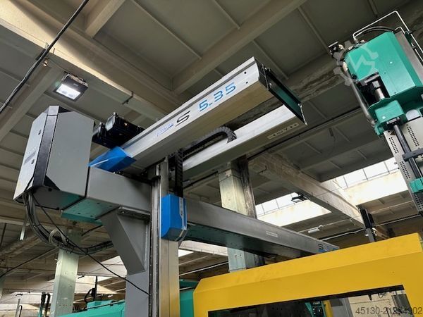 Injection molding machine Arburg 820S 4000-2100/400