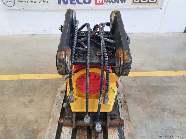 Sonstige Rädlinger Schwenkrotator CAT M318 / CW 40 / 2016