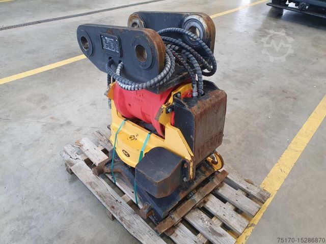 Sonstige Rädlinger Schwenkrotator CAT M318 / CW 40 / 2016