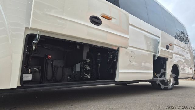 Mikroautobuss IVECO 2x Daily 70 Lagerfahrzrug Ferqui Sunrise 2,5 m B