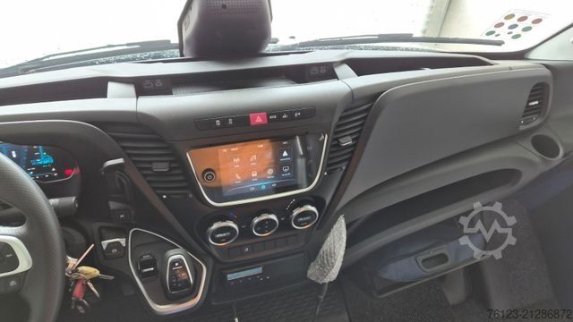 Mikroautobuss IVECO 2x Daily 70 Lagerfahrzrug Ferqui Sunrise 2,5 m B