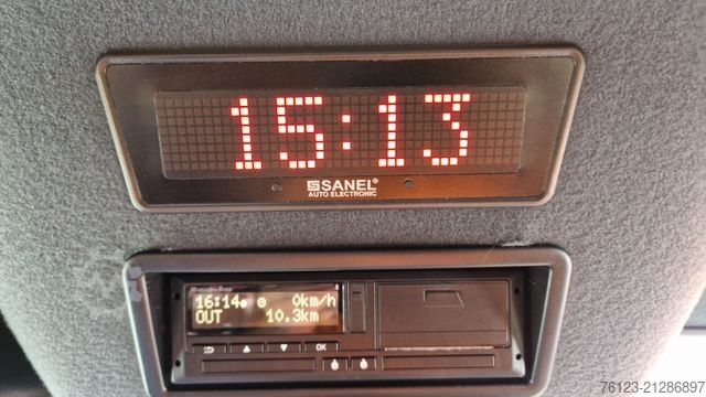 Microbuz MERCEDES-BENZ Sprinter 415 ,19 Schlafsessel Sonderpreis COC