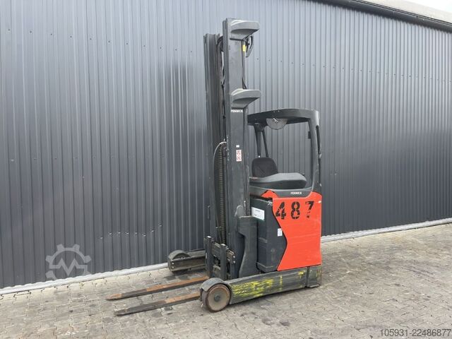 Carretilla retráctil Linde R12B-01