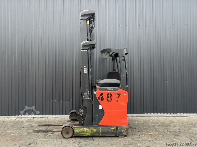 Carretilla retráctil Linde R12B-01
