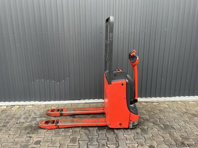 Carretilla elevadora baja Linde T16