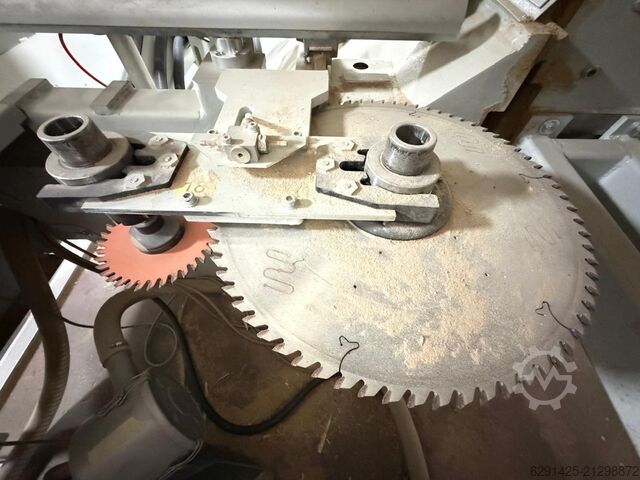 मशीनिंग केंद्र MASTERWOOD PROJECT 265