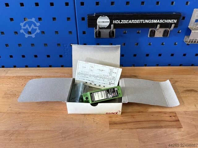  SUNX VF2-D500-3