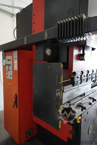 Abkant presă AMADA HFBO 170/40