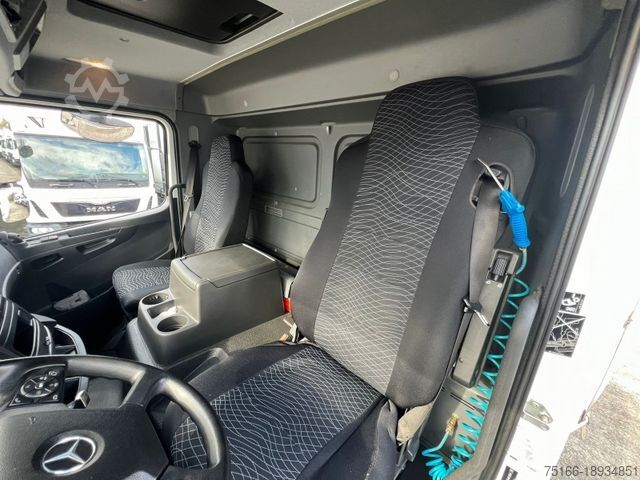 Gardinsided kassevogn MERCEDES-BENZ ATEGO 823 L Pritsche/Pl. 6,10 m LBW 1 T*Luft HA