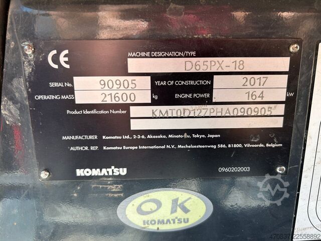 Úthenger KOMATSU D 65 PX - 18 **Ketten und Laufwerk NEU**