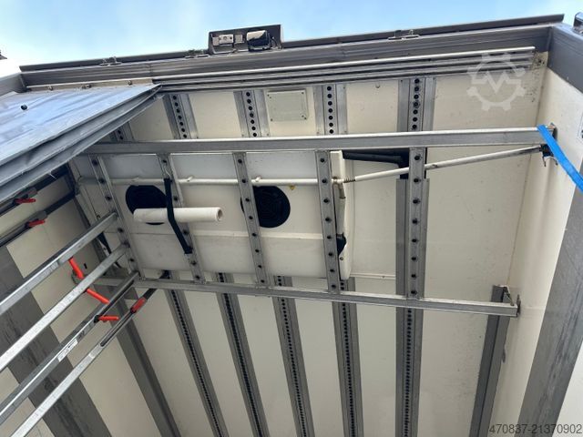 Jäähdytysrekka SCANIA P250 / LBW / Carrier 1150 MT / Seitentür / Trenn