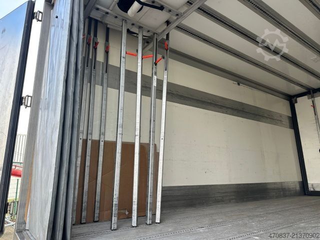 Jäähdytysrekka SCANIA P250 / LBW / Carrier 1150 MT / Seitentür / Trenn