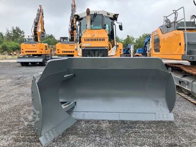 Straßenwalze LIEBHERR PR716