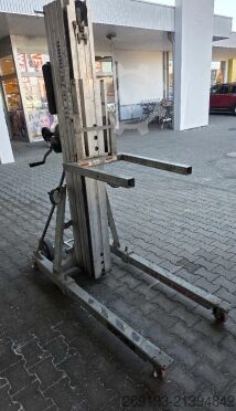 Materiallyft Sumner Model 2124