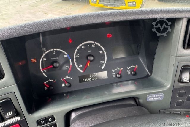 Camião porta-contentores de gancho SCANIA P420 8x4 Meiller