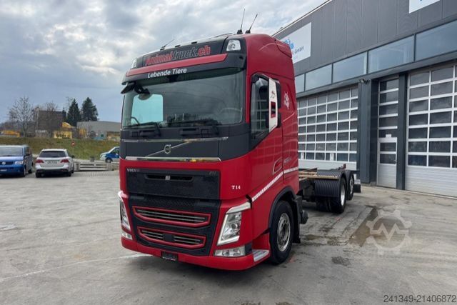 Chassi de caminhão VOLVO FH-460 6x2