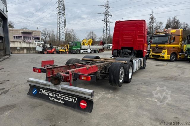 Chassi de caminhão VOLVO FH-460 6x2