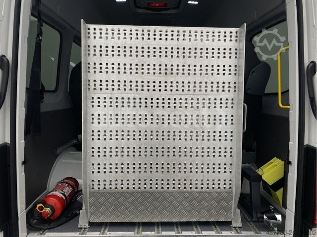 Минибус VOLKSWAGEN Crafter 50 Maxi *Rollstuhl-Rampe* Dachklima+15-S