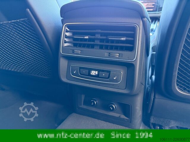 Pick-up AUDI Q7 55 TFSI e quattro S-Line HeadUp/Massage/AHK