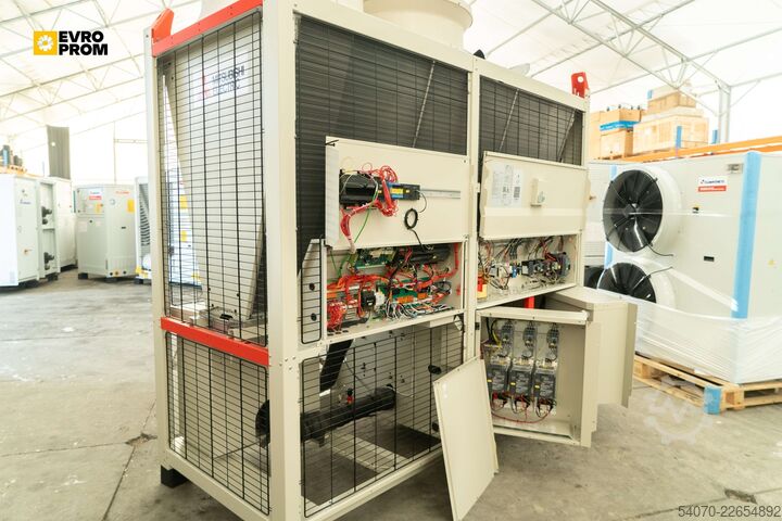 Kylaggregat / Värmepump New Industrial Chiller / Heat pump CLIMAVENETA 66.7/49.4 KW | With warranty