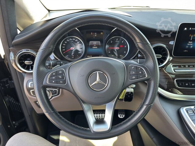 Microbuz Mercedes-Benz V 300 d 4MATIC EXCLUSIVE EDITION Lang 360 ACC LM