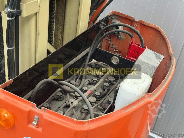 Plate-forme de levage JLG Toucan 800A