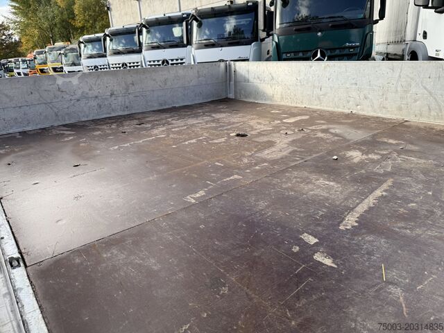 Pick-up bestelwagen Iveco EuroCargo 75E16 Kran Hiab 055-2
