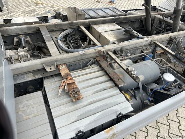 Evakuators MERCEDES-BENZ Atego 818 / Hubbrille / Seilwinde