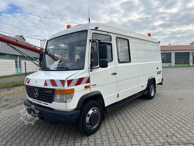 Kombi z visokim stropom MERCEDES-BENZ Vario 818 / Werkstatt / Kompressor / Doka