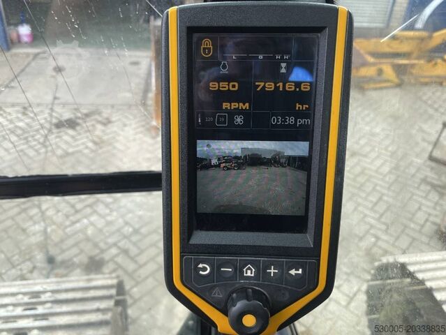 Ekskavator perayap JCB JS 210 LC    2017