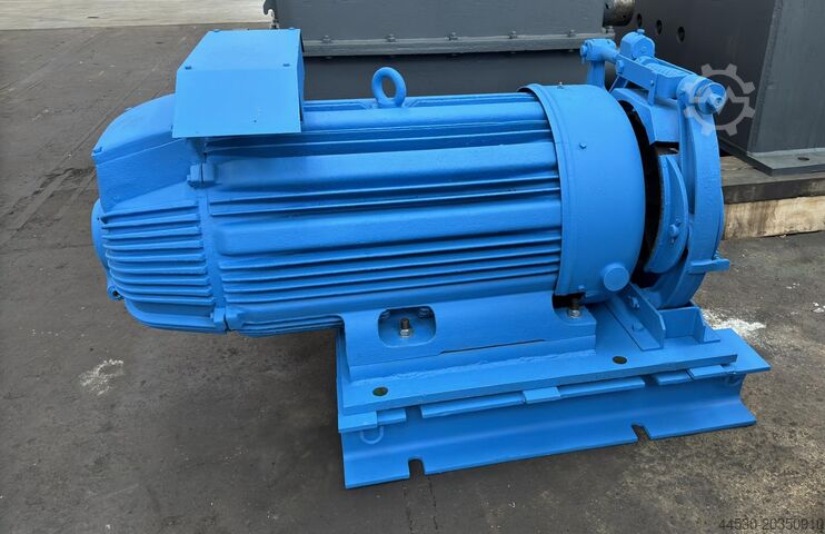 نظام استقامة الصفائح المعدنية WMW Wildau UBR 32x2500