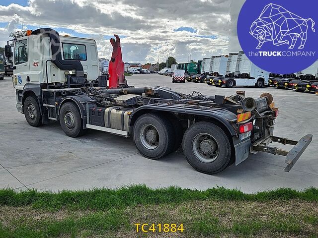 Sistem lengan cangkuk DAF CF 460