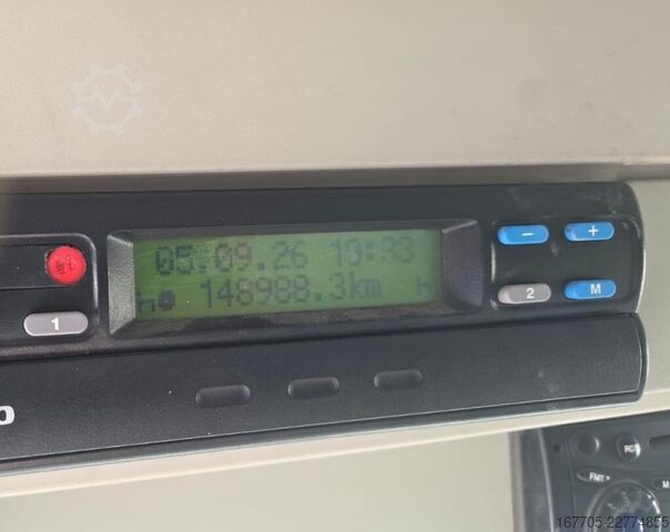 Kamion sa pumpom za beton Astra HD8 84.45
