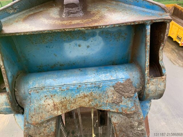 Máquina de carga e descarga  Verstegen 11M³ Clamshell Grab