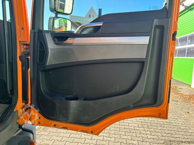 Pick-up pakettiauto MAN TGL 8.220 / Palfinger PK 7001 + Funk / EURO 6