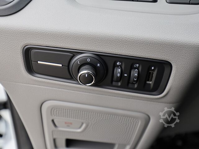 Κλειστό βαν Maxus DELIVER 9