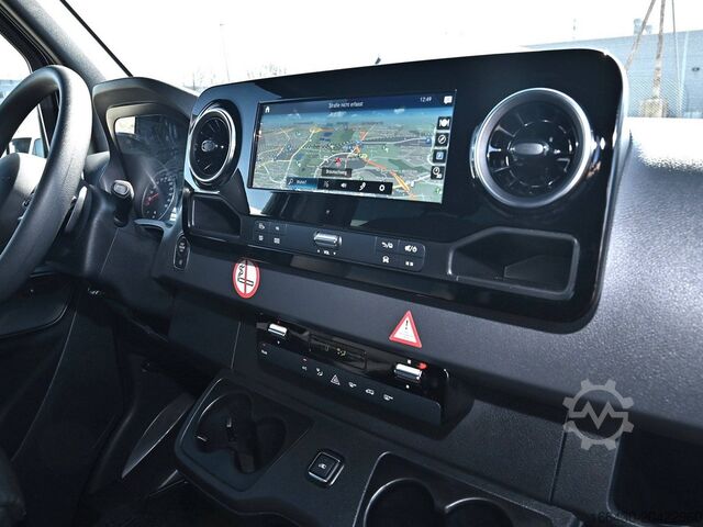 Minibus Mercedes-Benz Sprinter 317 CDI Tourer Lang (2-2-2-3) AHK 36