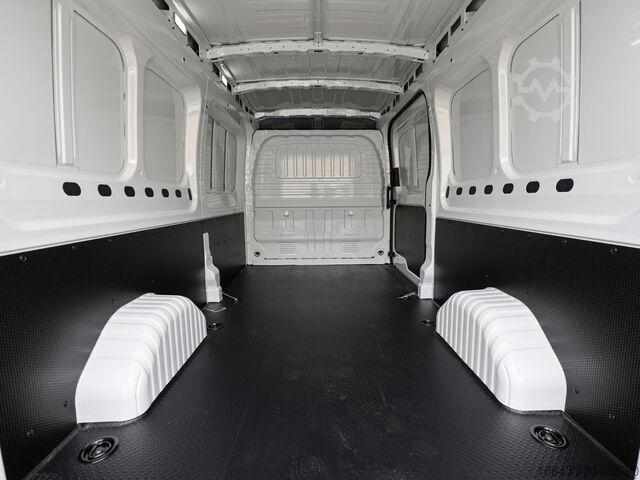 Κλειστό βαν Maxus DELIVER 9