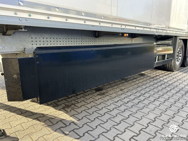 Kofferauflieger SCHMITZ CARGOBULL Kofferauflieger SBO 18 - 13.62 Express