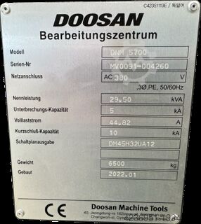 Cnc-sorvaus- ja jyrsinkeskus DOOSAN DNM5700